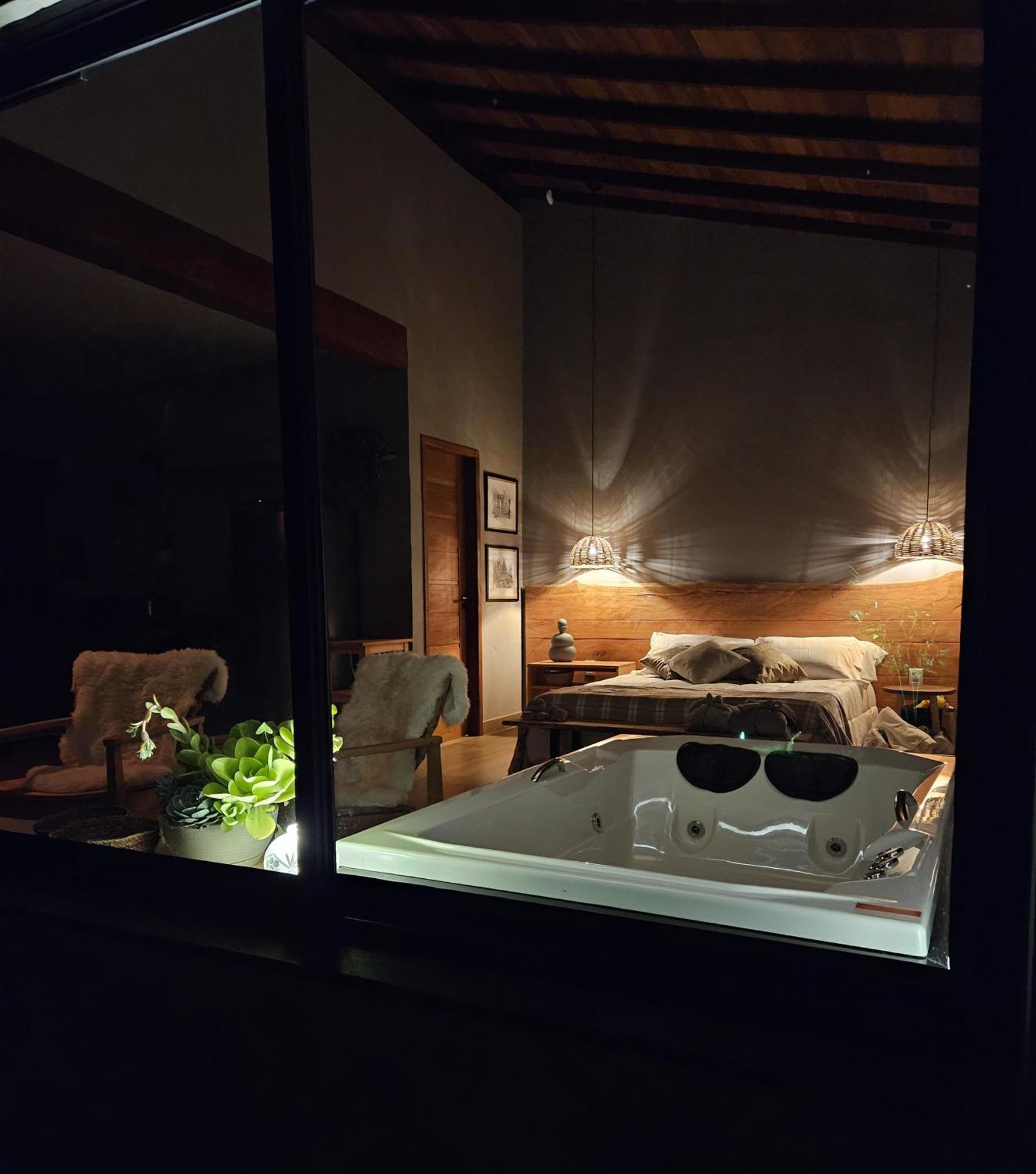 Vila Pinheiro Villa Santa Teresa  Exterior photo